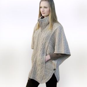 Aran Crafts 100% Merino Wool Poncho sweater cream colored size Small/ Medium